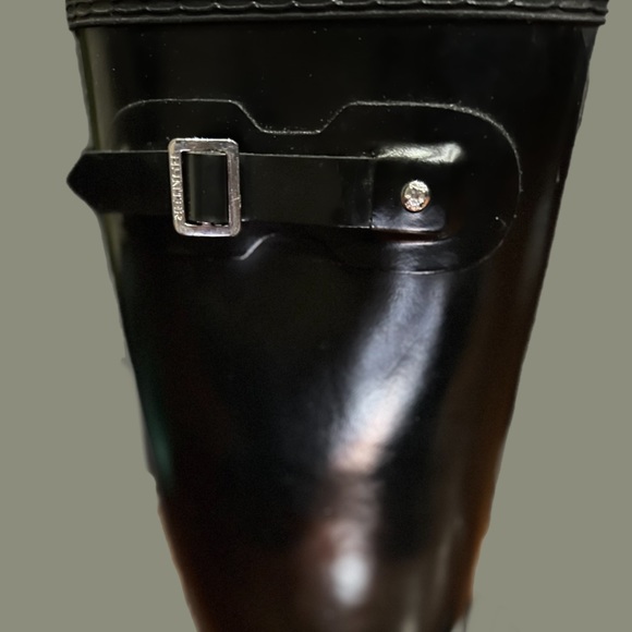 Hunter Women's Original Tall Gloss Rain Boots - Picture 12 of 14